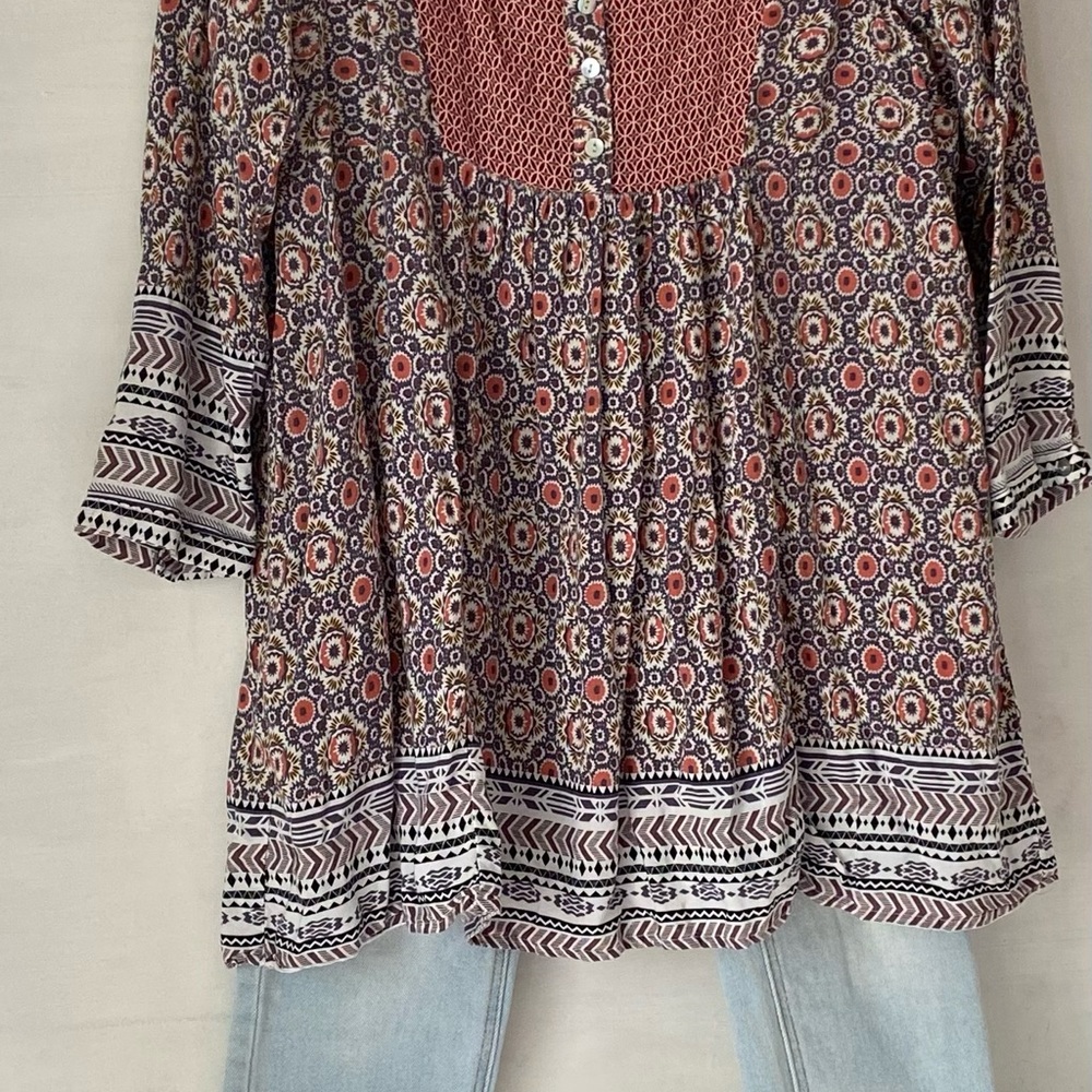 Maternity Outfit - Blue Savvy Size L Maternity Slightly Frayed Jeans - Picture 8 of 9